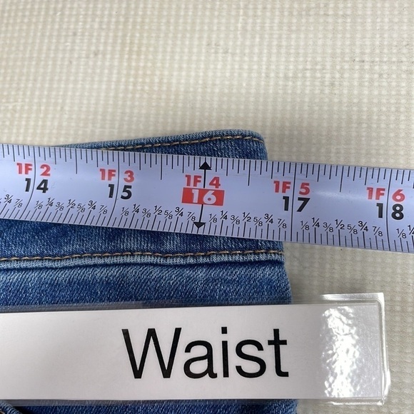 L.L. Bean Jeans blue denim classic high rise size 16 petite 16P - Picture 11 of 13